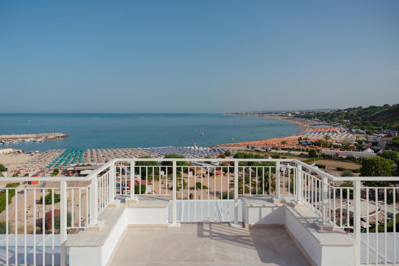 View Place & Spa Numana Exterior foto